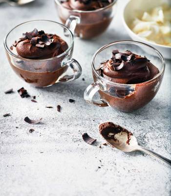 Coconut milk chocolate pots