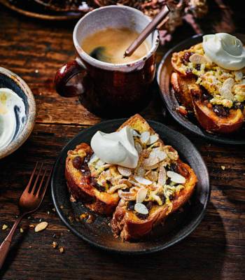 Mincemeat and marzipan bostock