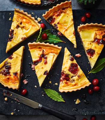 Brie, bacon and cranberry quiche
