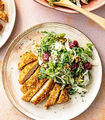Chicken steaks with fennel and grape salad
