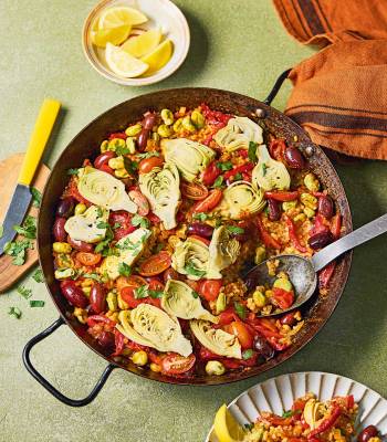 Artichoke paella