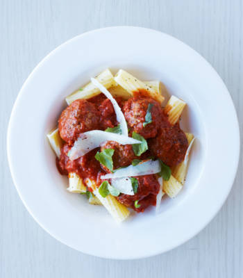 Italian meatballs in tomato sauce