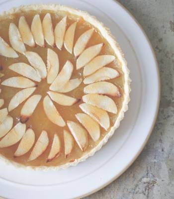 French apple tart