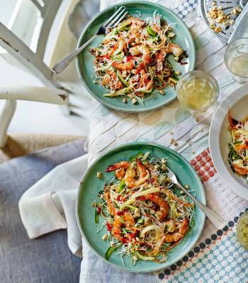 Griddled prawns with mango, noodles and herbs