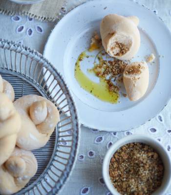 Tomato and fennel rolls 