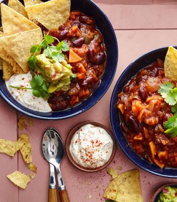 Big bowl veggie chilli