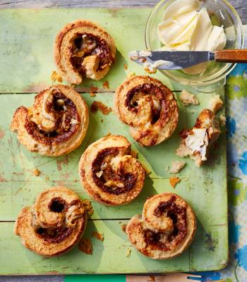 Cheese and Marmite swirls 