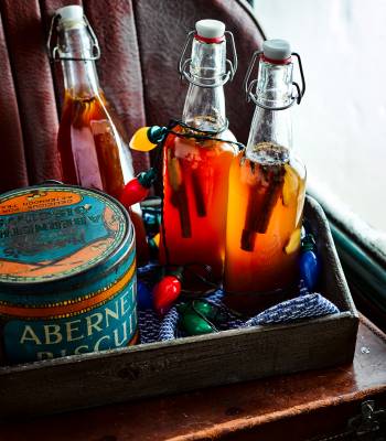 Gingerbread gin