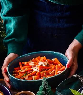 Glazed citrus-ginger carrots