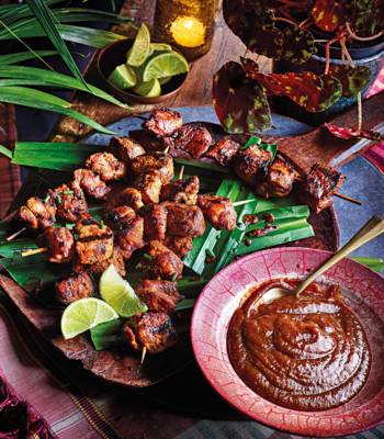 Barbecue pork skewers