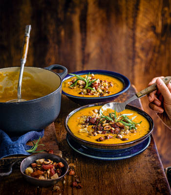 Spiced pumpkin soup with nutty bacon crumble 