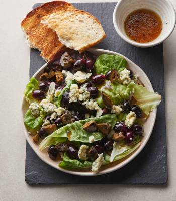 Cheeseboard salad