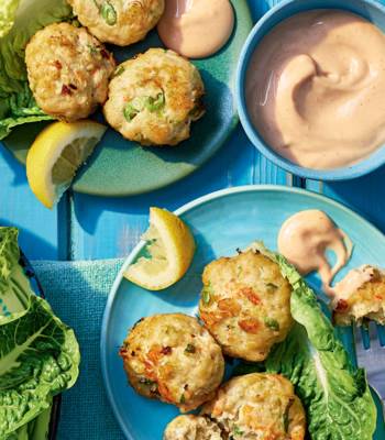 Prawn cocktail cakes