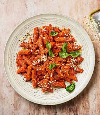 Penne alla vodka with cottage cheese