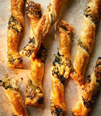 Spanakopita cheese twists