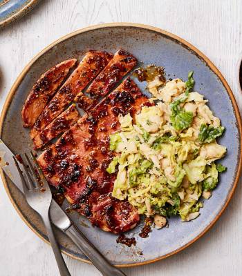 Chutney-glazed gammon steaks with white bean colcannon