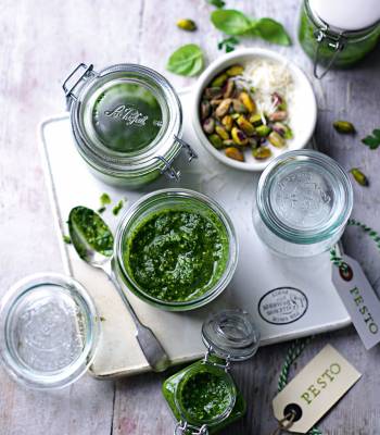 Pistachio pesto