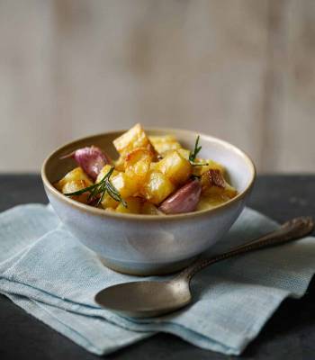 Rosemary roast potatoes 