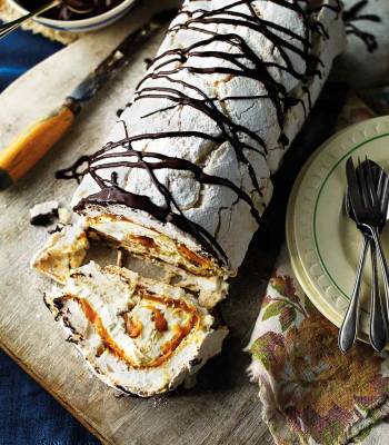 Banoffee meringue roulade 
