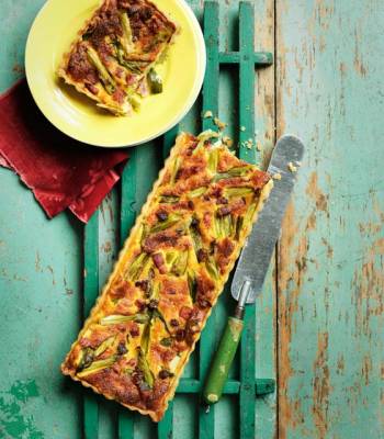 Spring onion and bacon tart