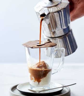 DIY affogato with melting chocolate