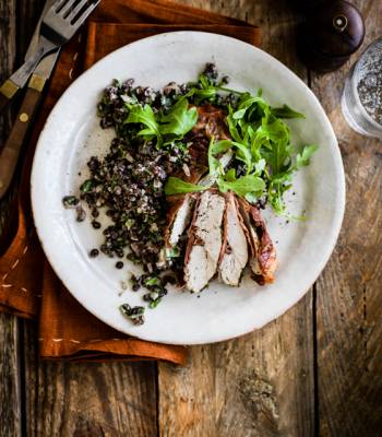 Parma ham-wrapped chicken with creamy lentils