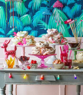 Meringue Girls’ chocolate pavlova bases