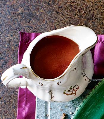 Red wine gravy