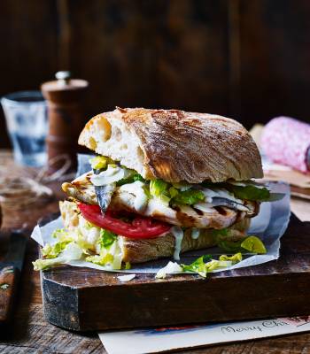 Chicken Caesar burger