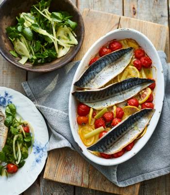 Pernod-baked mackerel with fennel and watercress