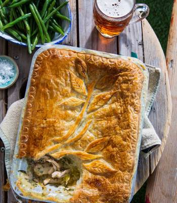 Chicken, herb and golden ale pie
