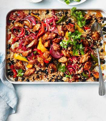 Fajita chicken traybake