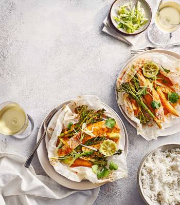 Red curry salmon parcels