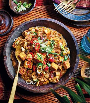 Mushroom and tofu sisig