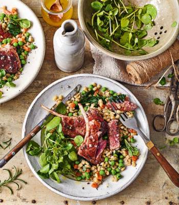 Lamb cutlets with pearl barley