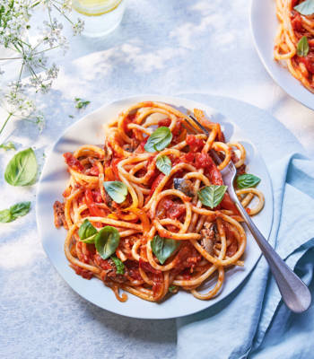 Peperonata bucatini with sardines