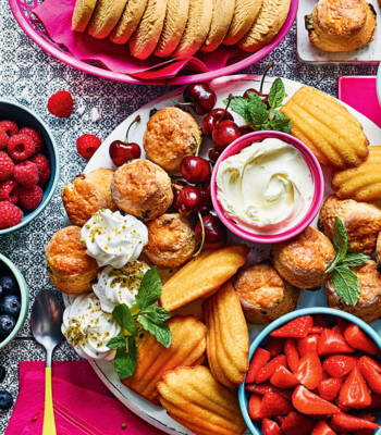The 'pick your own' sweet sharing board