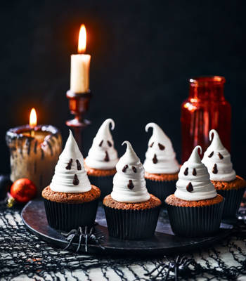 Ghostly cupcakes
