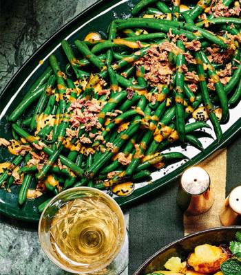 Green beans with coconut curry dressing