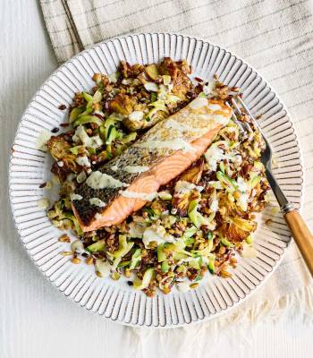 Salmon with crispy artichoke grains