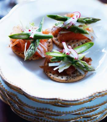 Gin-cured salmon and asparagus slaw bites