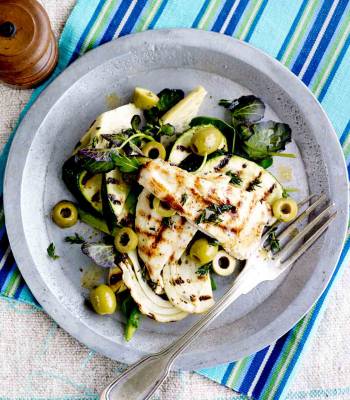Griddled chicken with warm courgette and fennel salad