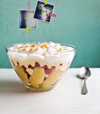 Dairy-free raspberry trifle 