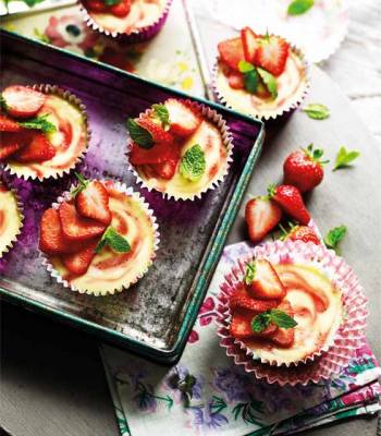 Mini strawberry  shortcake cheesecakes