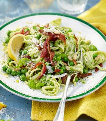 Pea pesto pasta