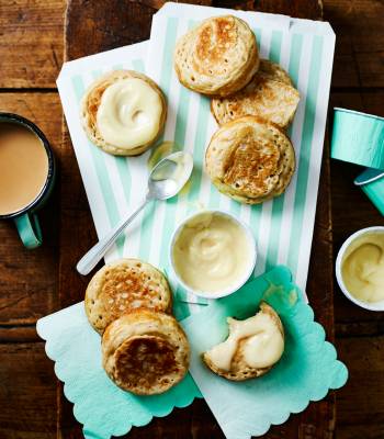 Vegan crumpets 