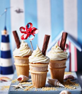 'Mr Whippy' cupcakes   