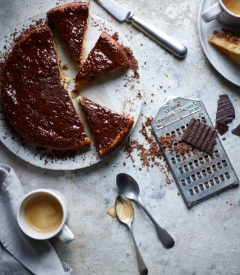 Hazelnut and ricotta torta 