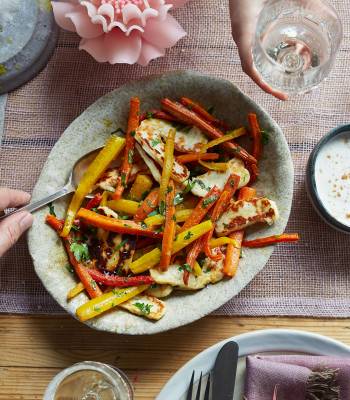 Roasted carrot salad with halloumi
