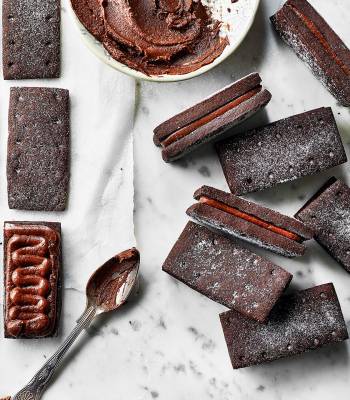 Bourbon biscuits